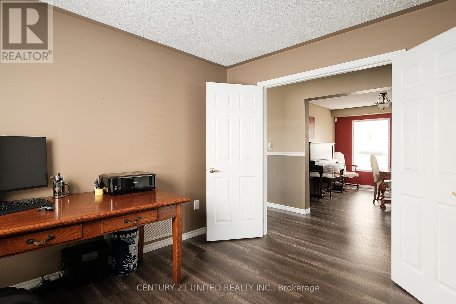 1403 Ireland Drive, Peterborough, Ontario  K9K 0A7 - Photo 30 - X12137384