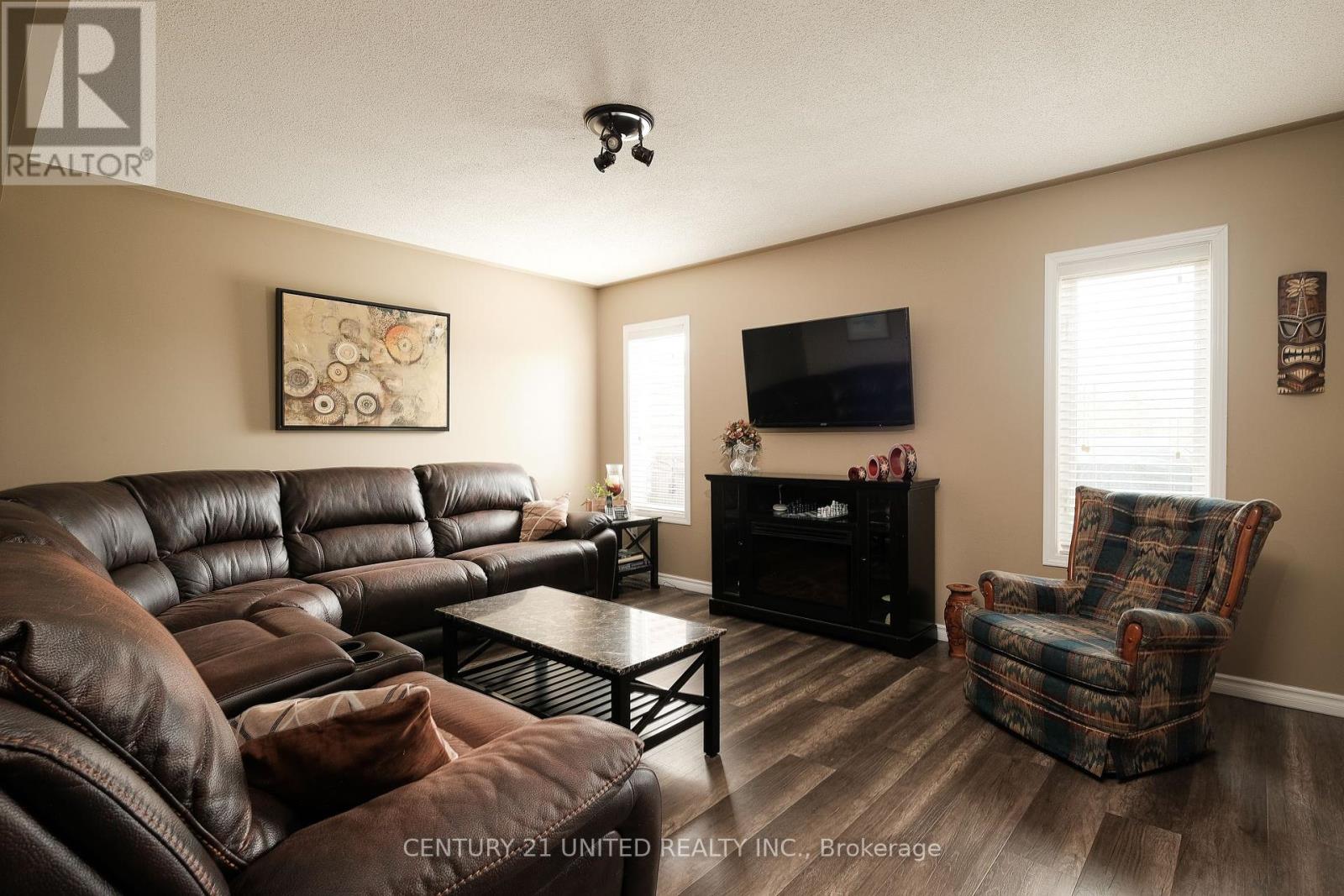 1403 Ireland Drive, Peterborough, Ontario  K9K 0A7 - Photo 32 - X12137384