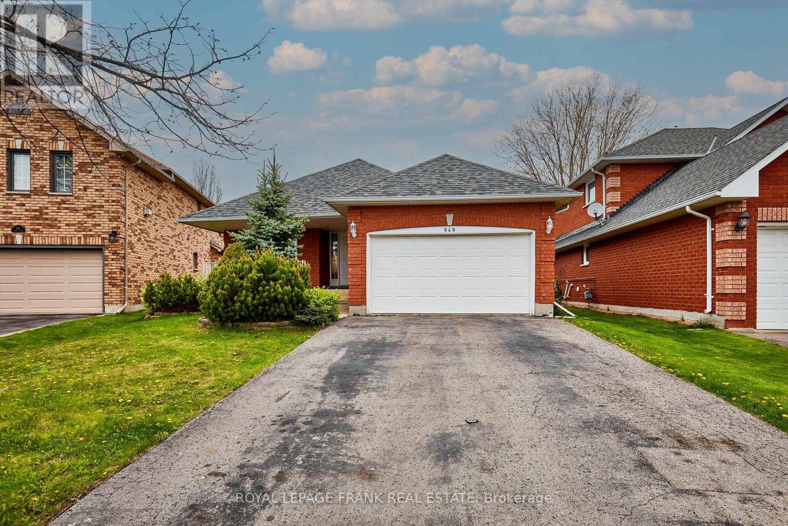 949 TILLISON AVENUE, Cobourg, Ontario