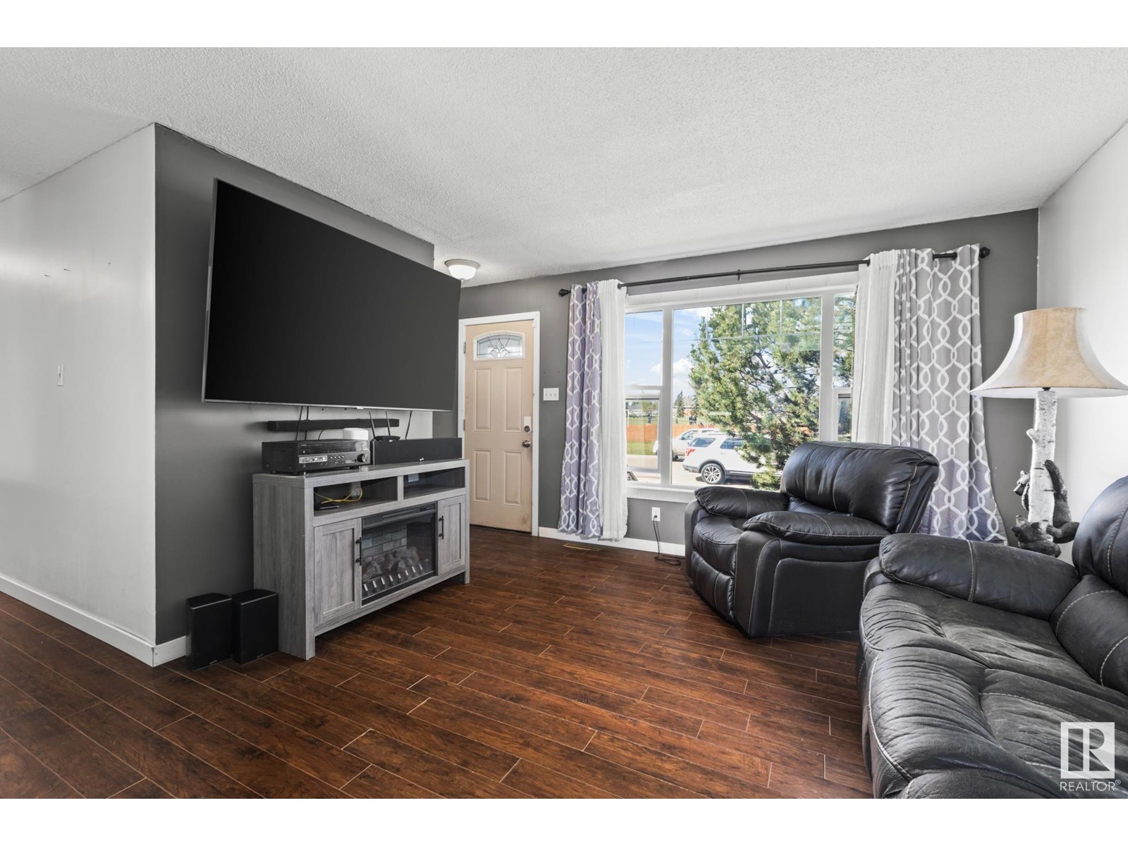 Property at 7111 130A AV NW image 3