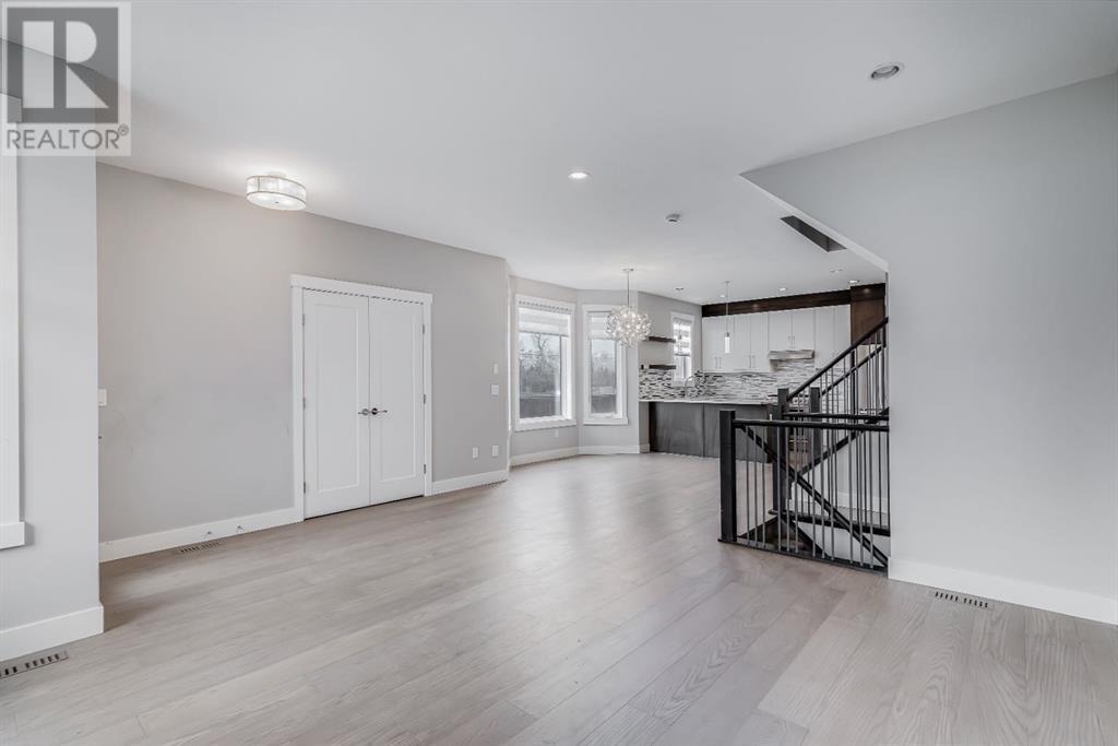 2985 12 Avenue Sw, Calgary, Alberta  T3H 5Z6 - Photo 7 - A2216739