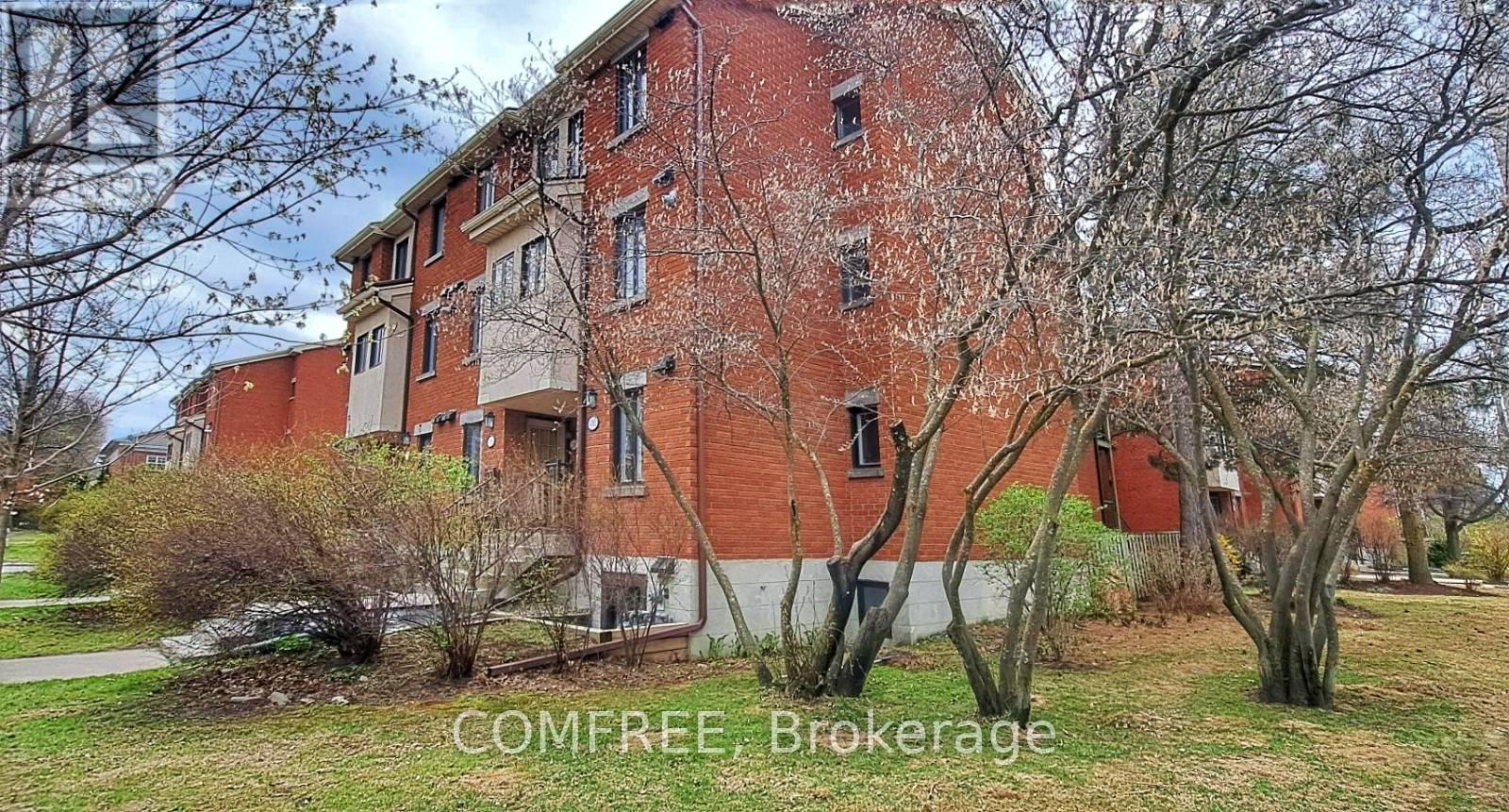 194 Alvin Road, Ottawa, Ontario  K1K 2V1 - Photo 2 - X12137429