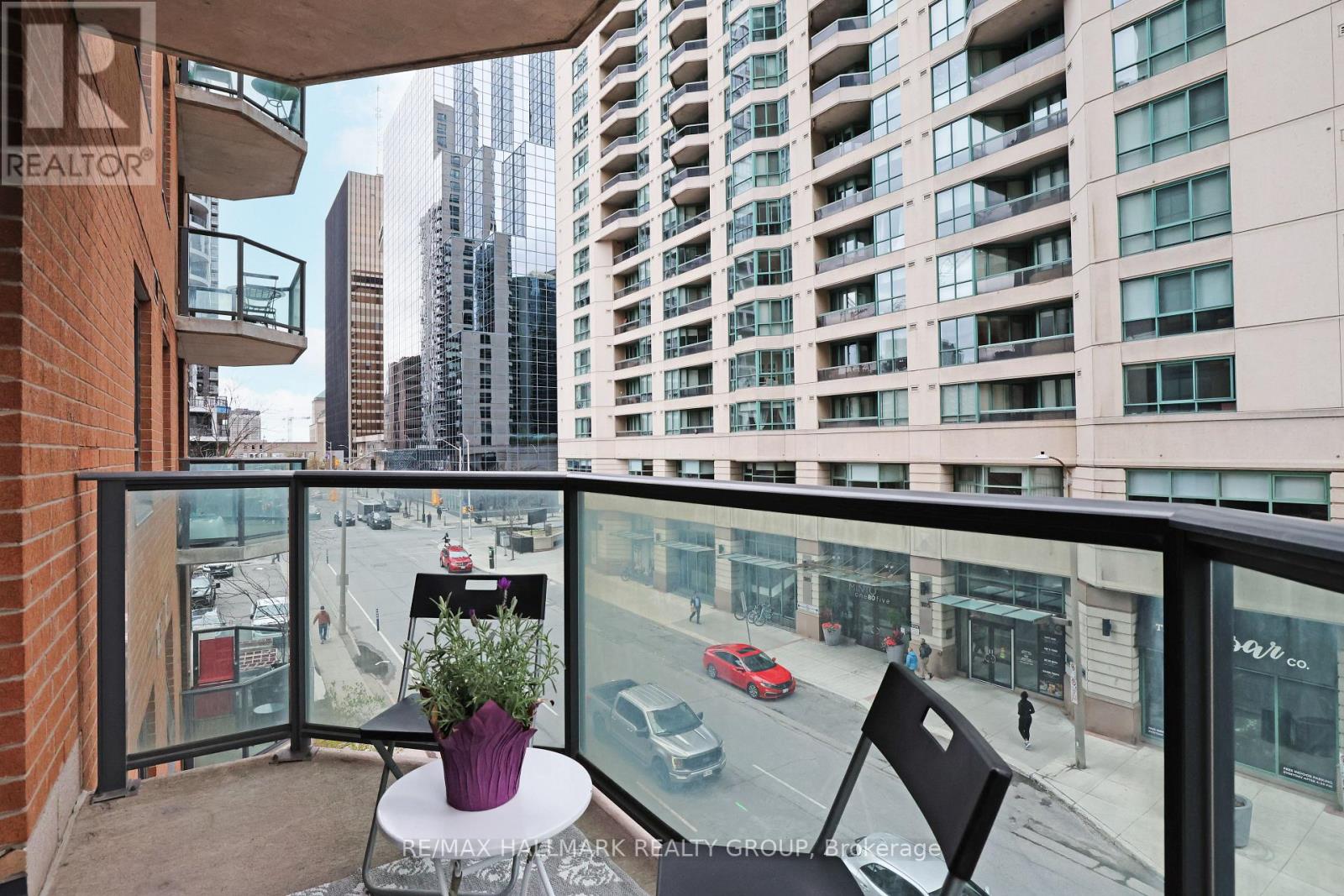 405 - 445 Laurier Avenue W, Ottawa, Ontario  K1R 0A2 - Photo 22 - X12137510