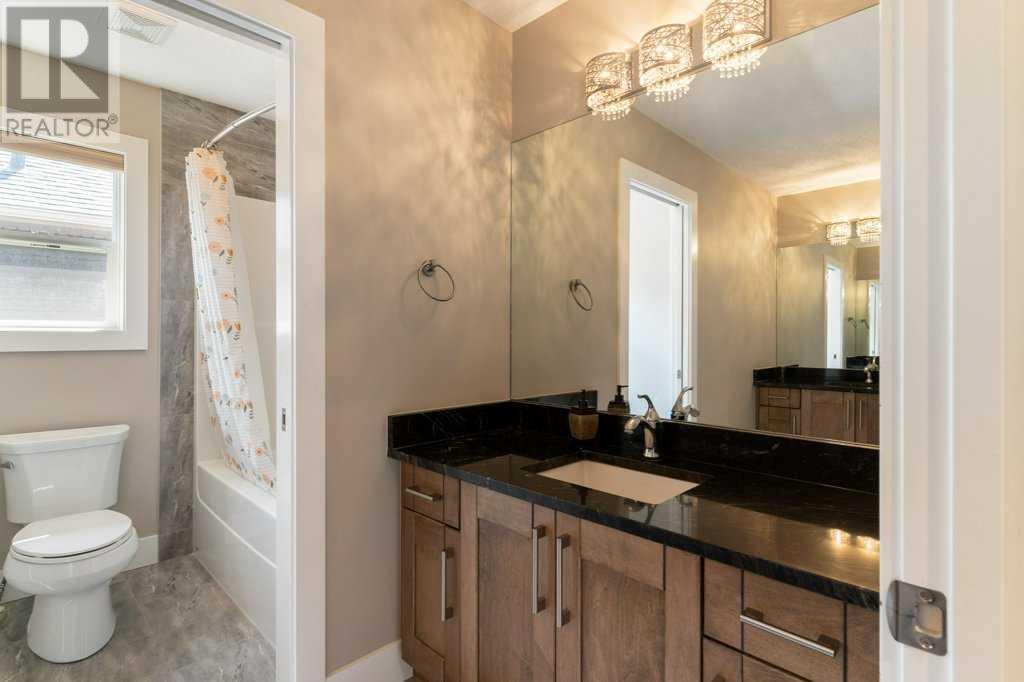 281 Kinniburgh Boulevard, Chestermere, Alberta  T1X 0R7 - Photo 33 - A2219496