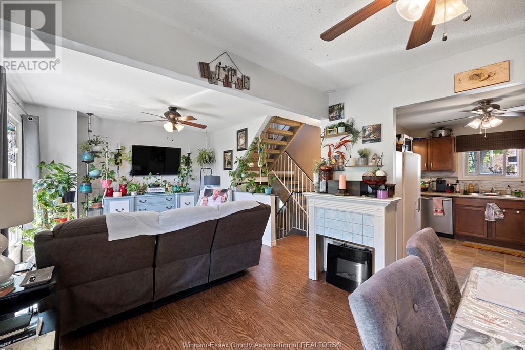 Property at 1183 HEATHFIELD image 4