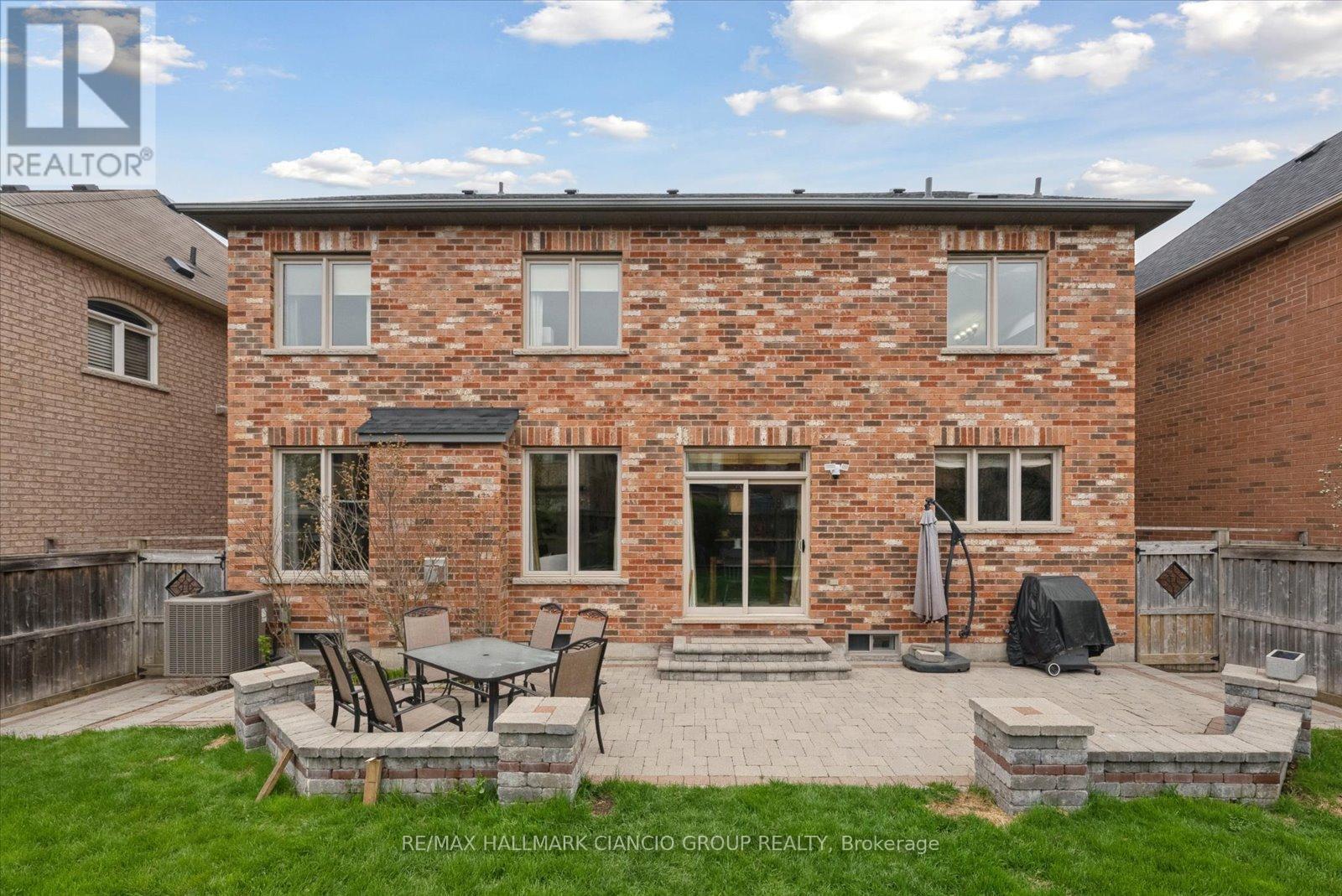 37 Maplebank Crescent, Whitchurch-Stouffville, Ontario  L4A 0R8 - Photo 42 - N12137222