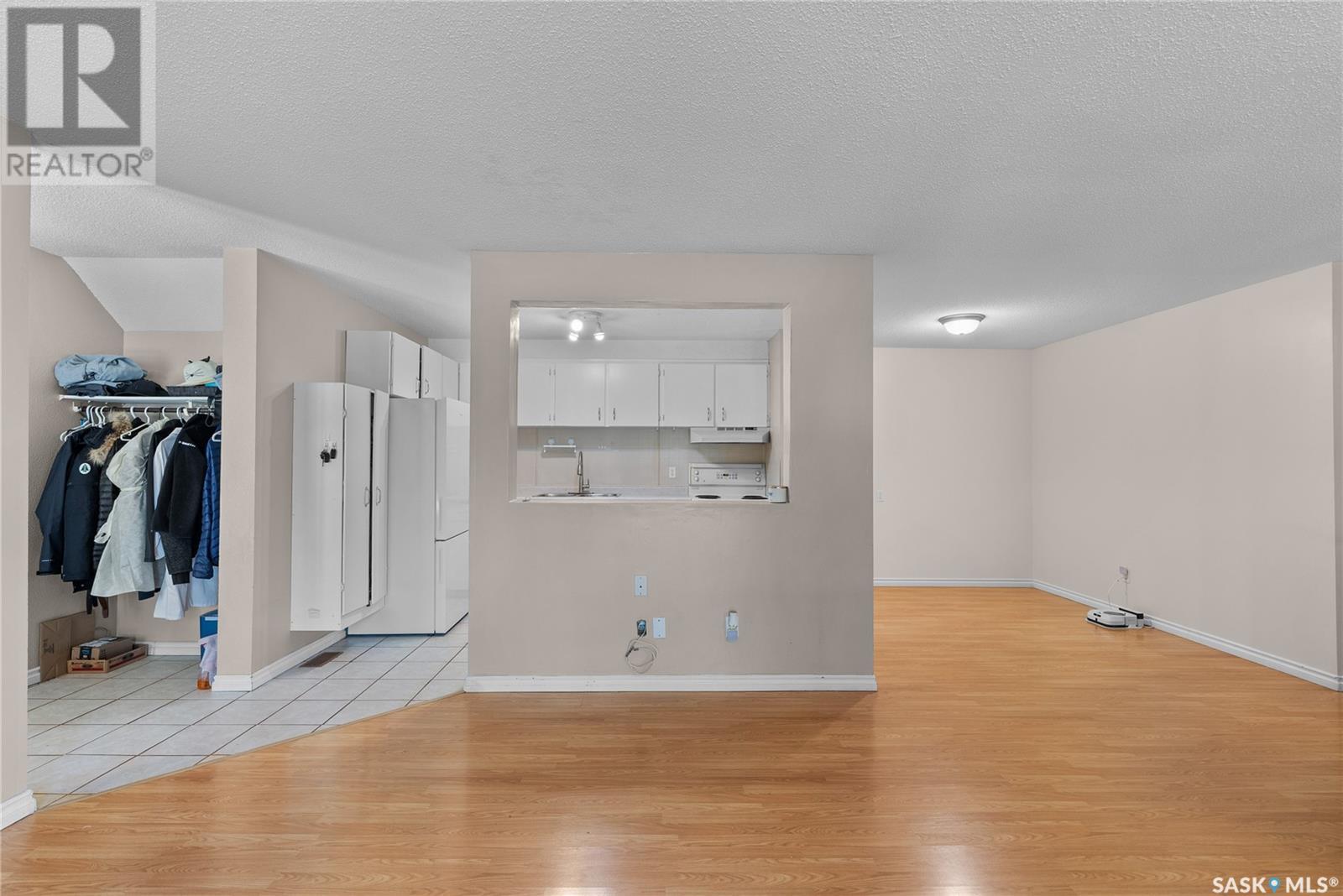 716 425 115th Street E, Saskatoon, Saskatchewan  S7N 2E5 - Photo 5 - SK005305