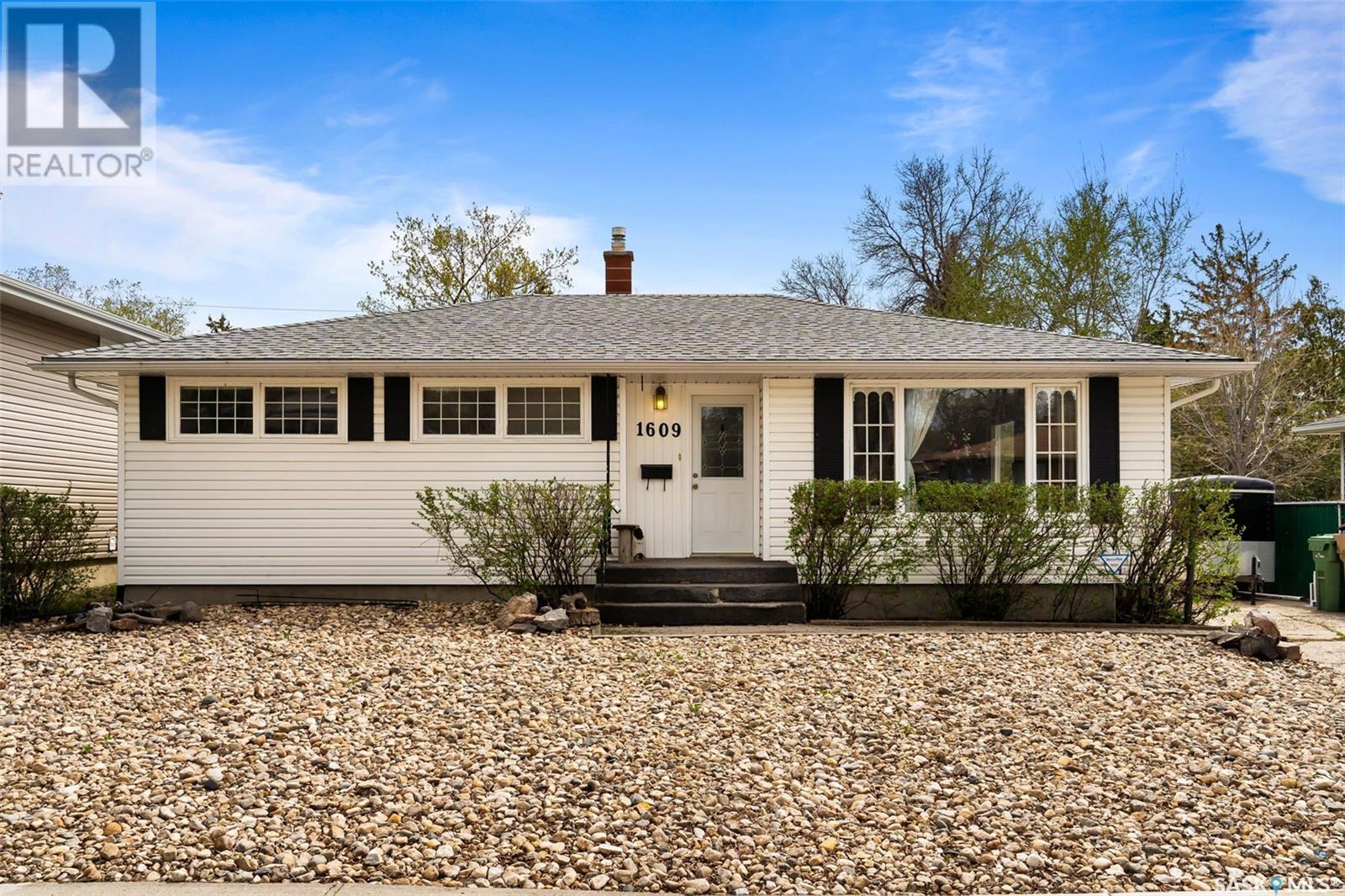 Property at 1609 Uhrich AVENUE image 1