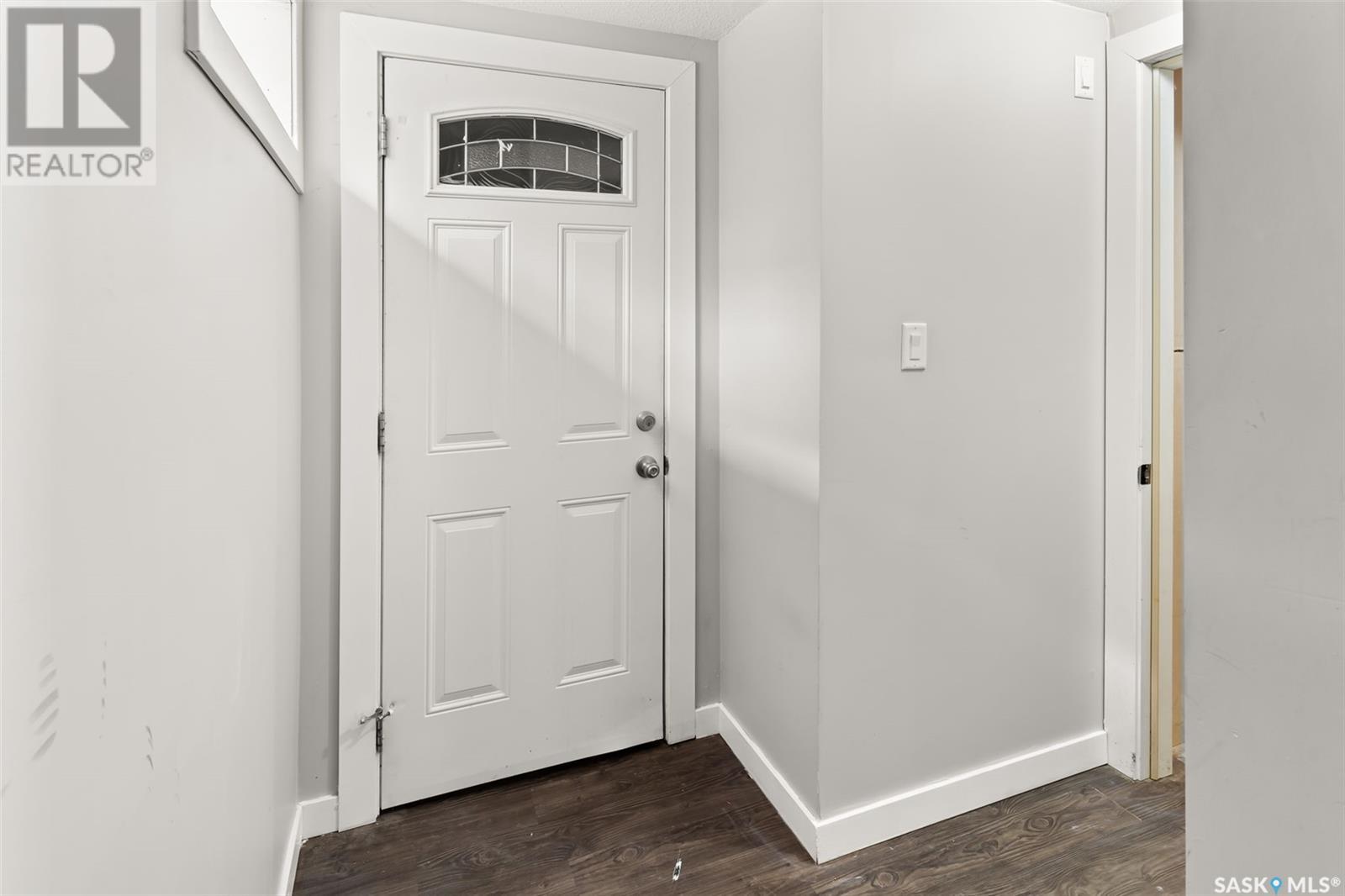 Property at 1609 Uhrich AVENUE image 4
