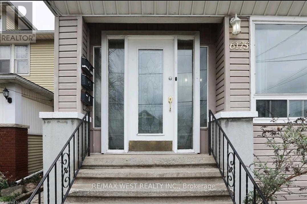 Property at 6175 BARKER STREET image 3