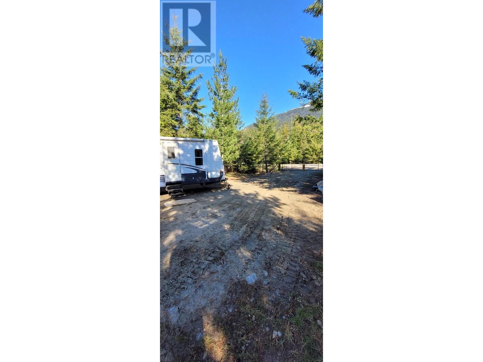 730 Heyland Road, Balfour, British Columbia  V0G 1C0 - Photo 37 - 10342339