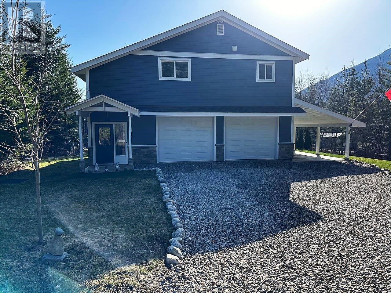 730 Heyland Road, Balfour, British Columbia  V0G 1C0 - Photo 2 - 10342339