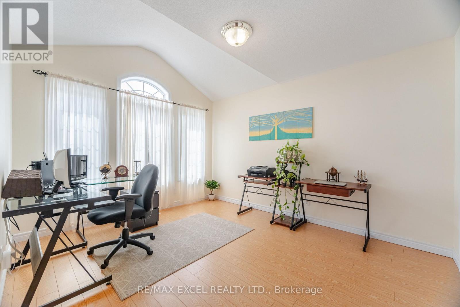 29 Brass Drive N, Richmond Hill, Ontario  L4E 4T3 - Photo 20 - N12136766
