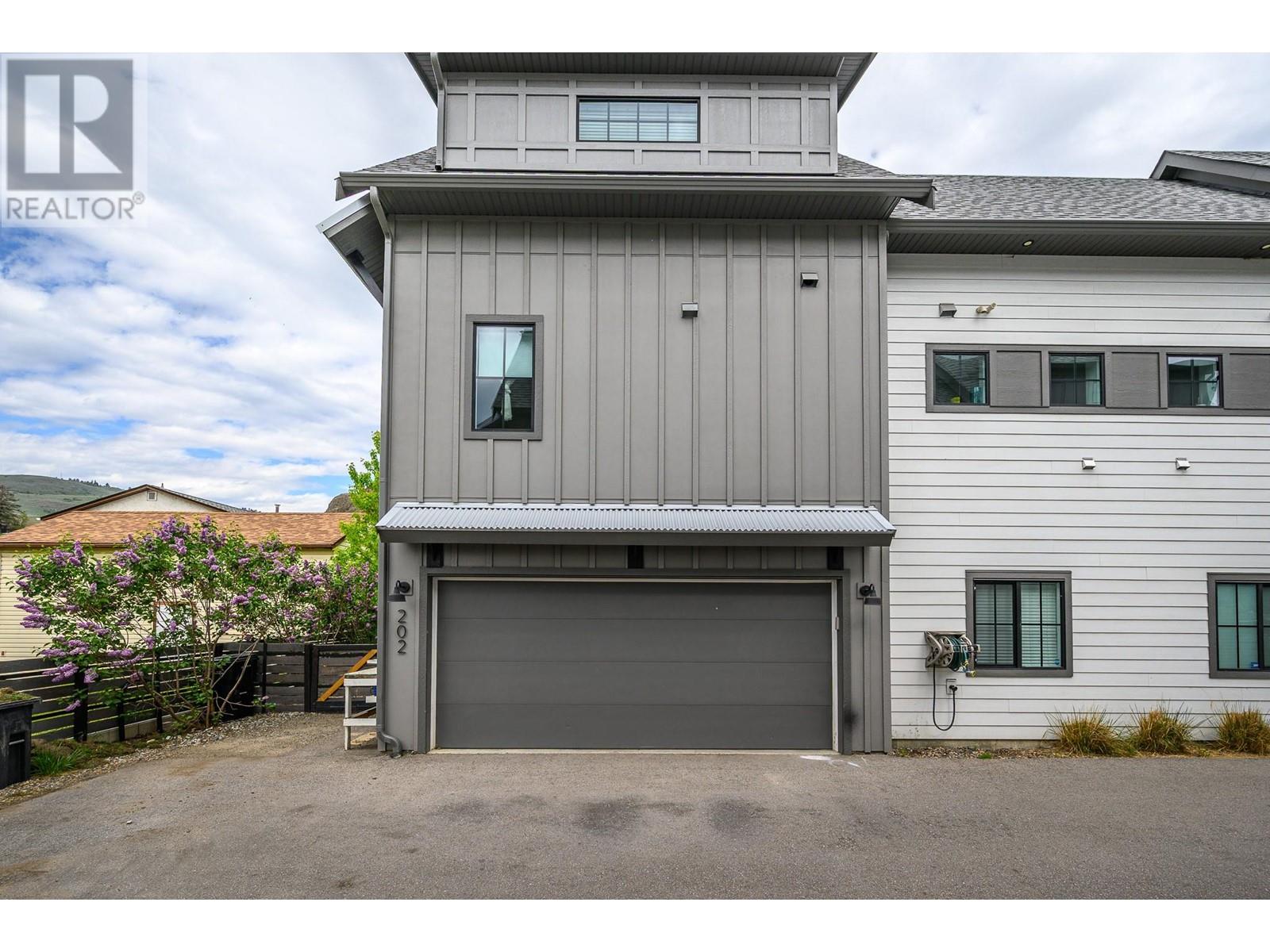 3911 27 Avenue Unit# 202, Vernon, British Columbia  V1T 1S8 - Photo 2 - 10347023