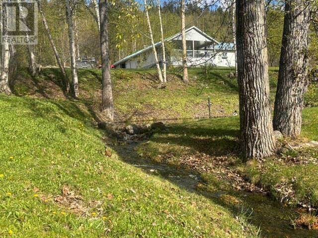 6158 Cedar Creek Road, Likely, British Columbia  V0L 1N0 - Photo 2 - R2983595