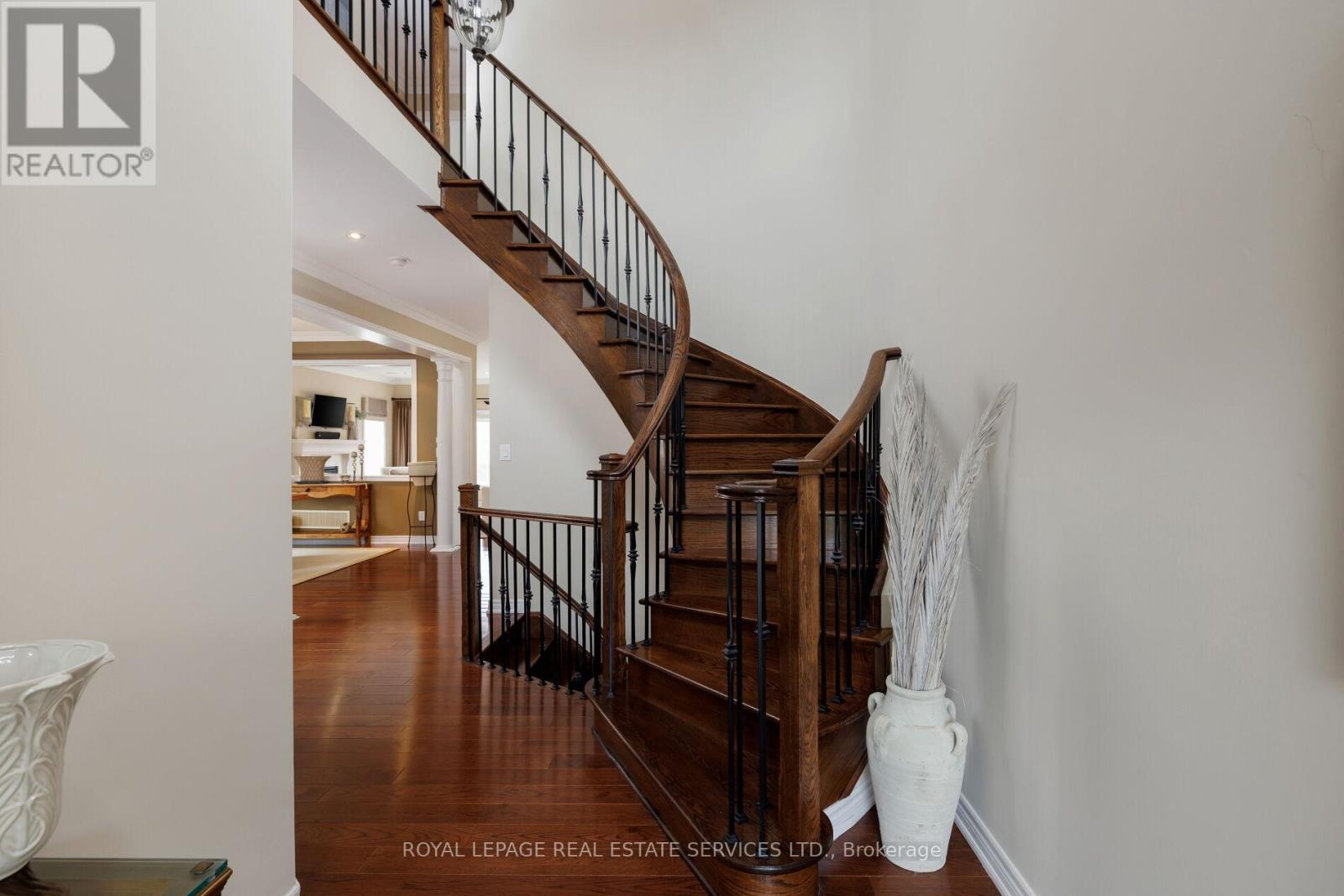 Property at 2435 PRESQUILE DRIVE image 4