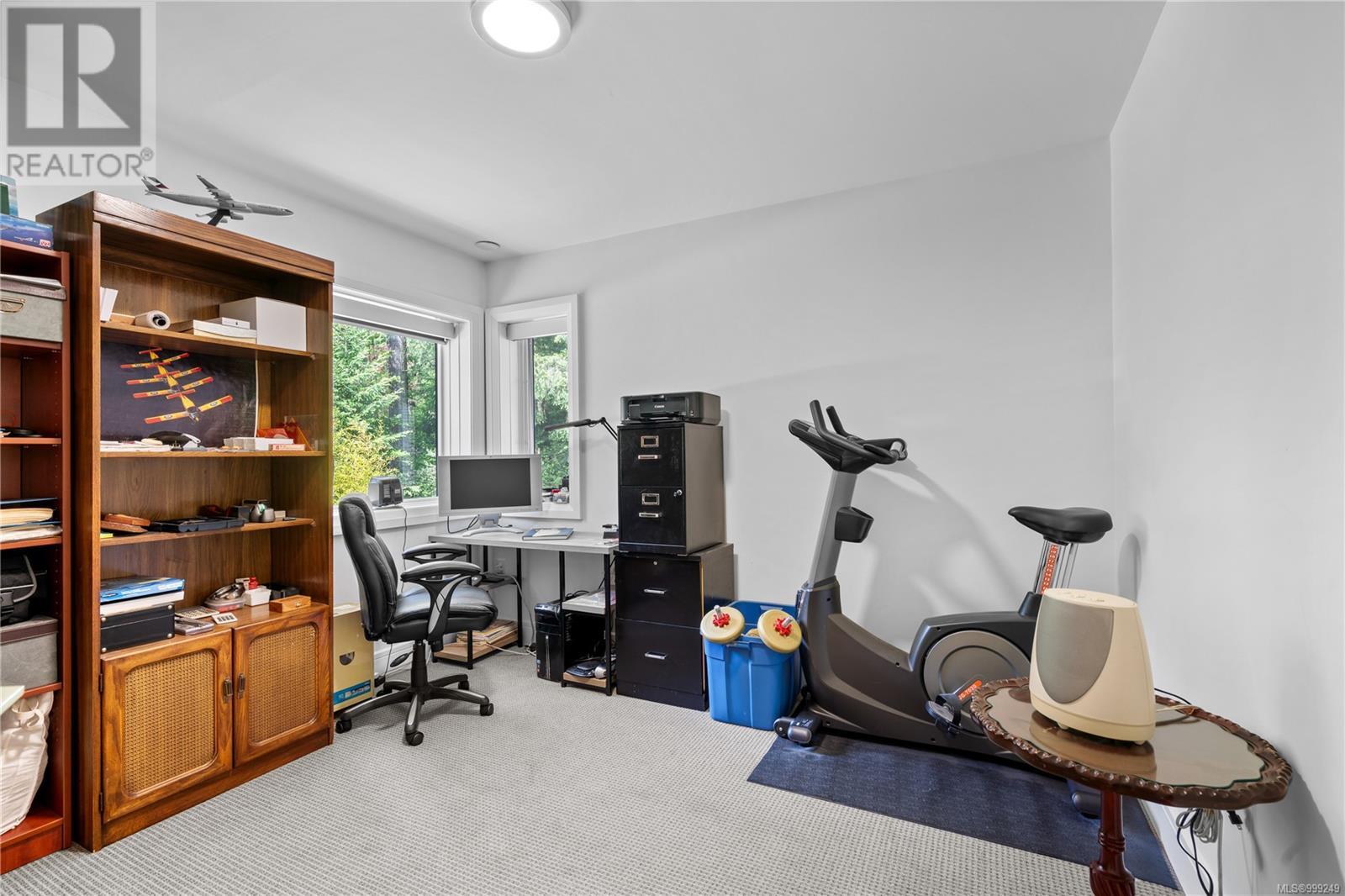 Property at 851 Sayward Rd image 1