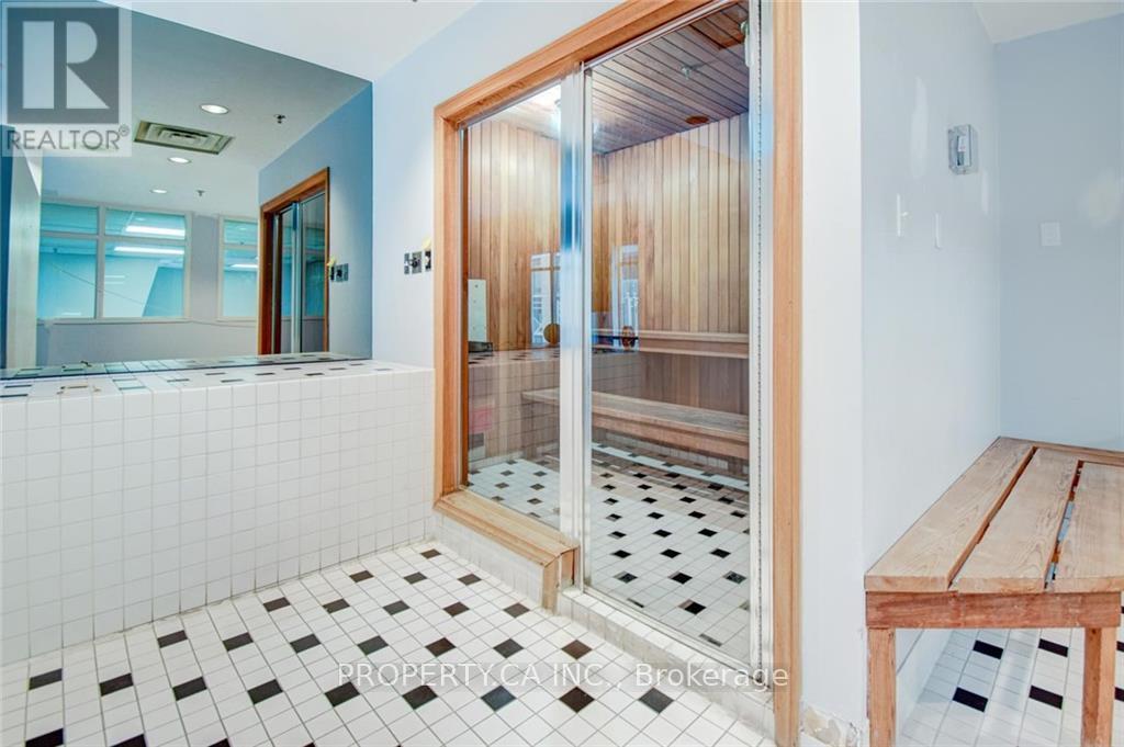 404 - 40 Scollard Street S, Toronto, Ontario  M5M 3S1 - Photo 18 - C12113654