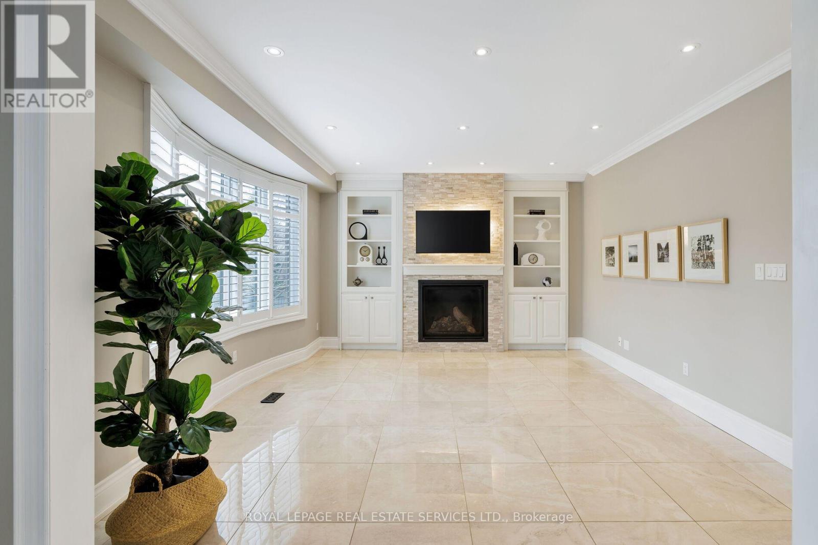 2225 Glazebrook Circle, Oakville, Ontario  L6M 5B5 - Photo 11 - W12089762