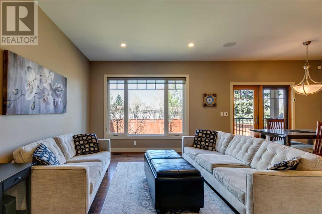 24 Aspen Meadows Green Sw, Calgary, Alberta  T3H 5J9 - Photo 3 - A2219402