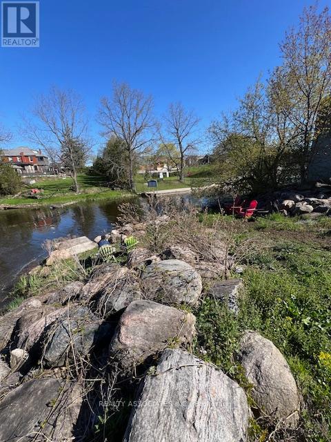 141 High Street, Georgina (Sutton & Jackson's Point), Ontario  L0E 1R0 - Photo 13 - N12132589