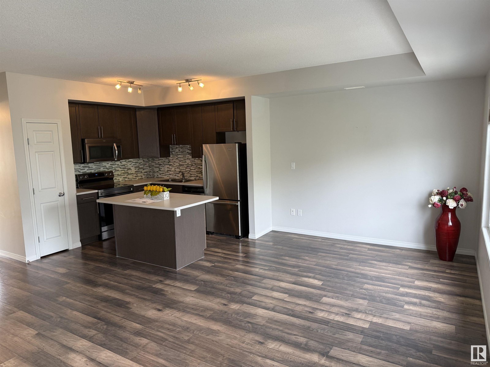 Property at #8 4850 TERWILLEGAR CM NW image 3