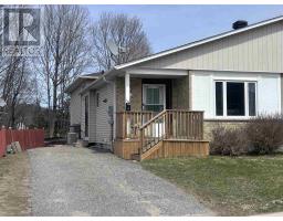 19 LaPrairie CRES, Elliot Lake, Ontario