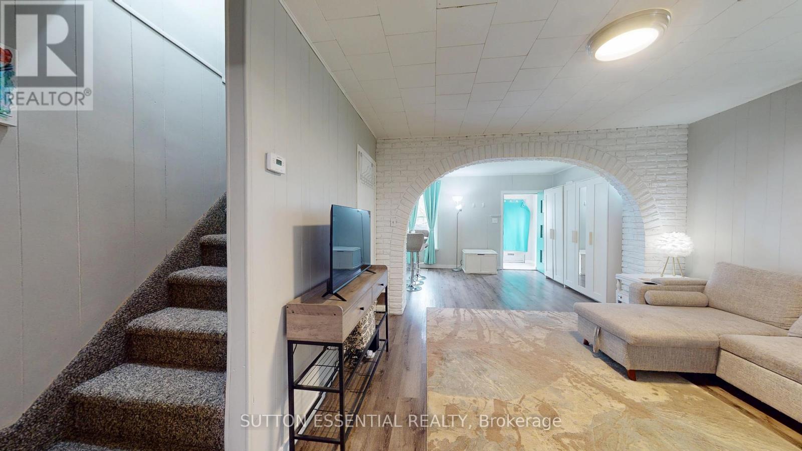 107 Bethune Street, Brockville, Ontario  K6V 2E5 - Photo 19 - X12137584