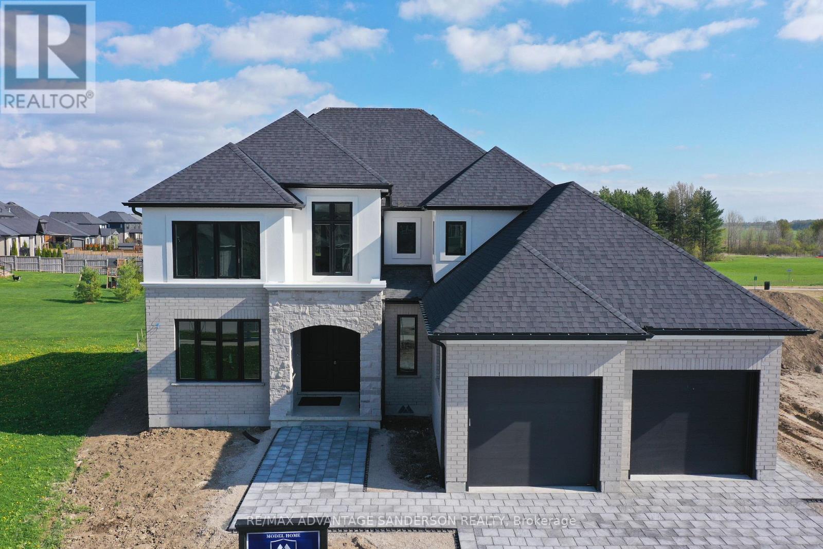 243 SONGBIRD LANE, Middlesex Centre, Ontario