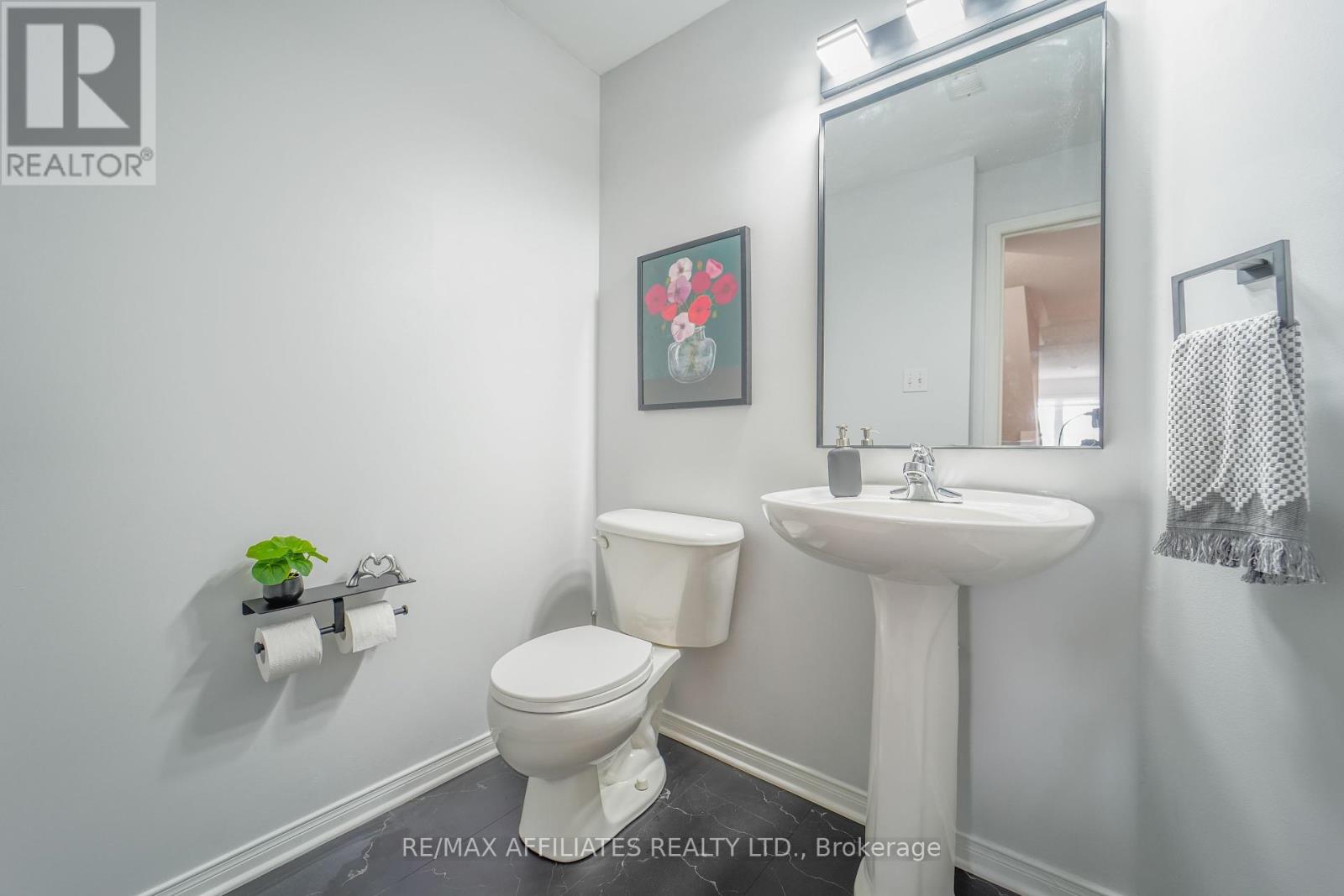 318 Crownridge Drive N, Ottawa, Ontario  K2M 3A5 - Photo 16 - X12137573