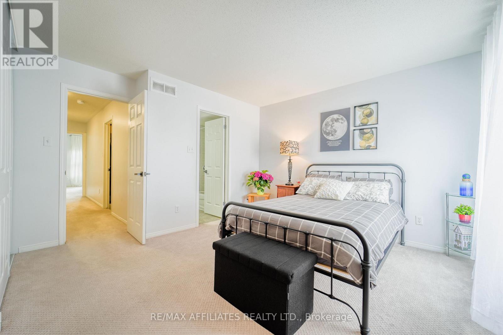 318 Crownridge Drive N, Ottawa, Ontario  K2M 3A5 - Photo 26 - X12137573