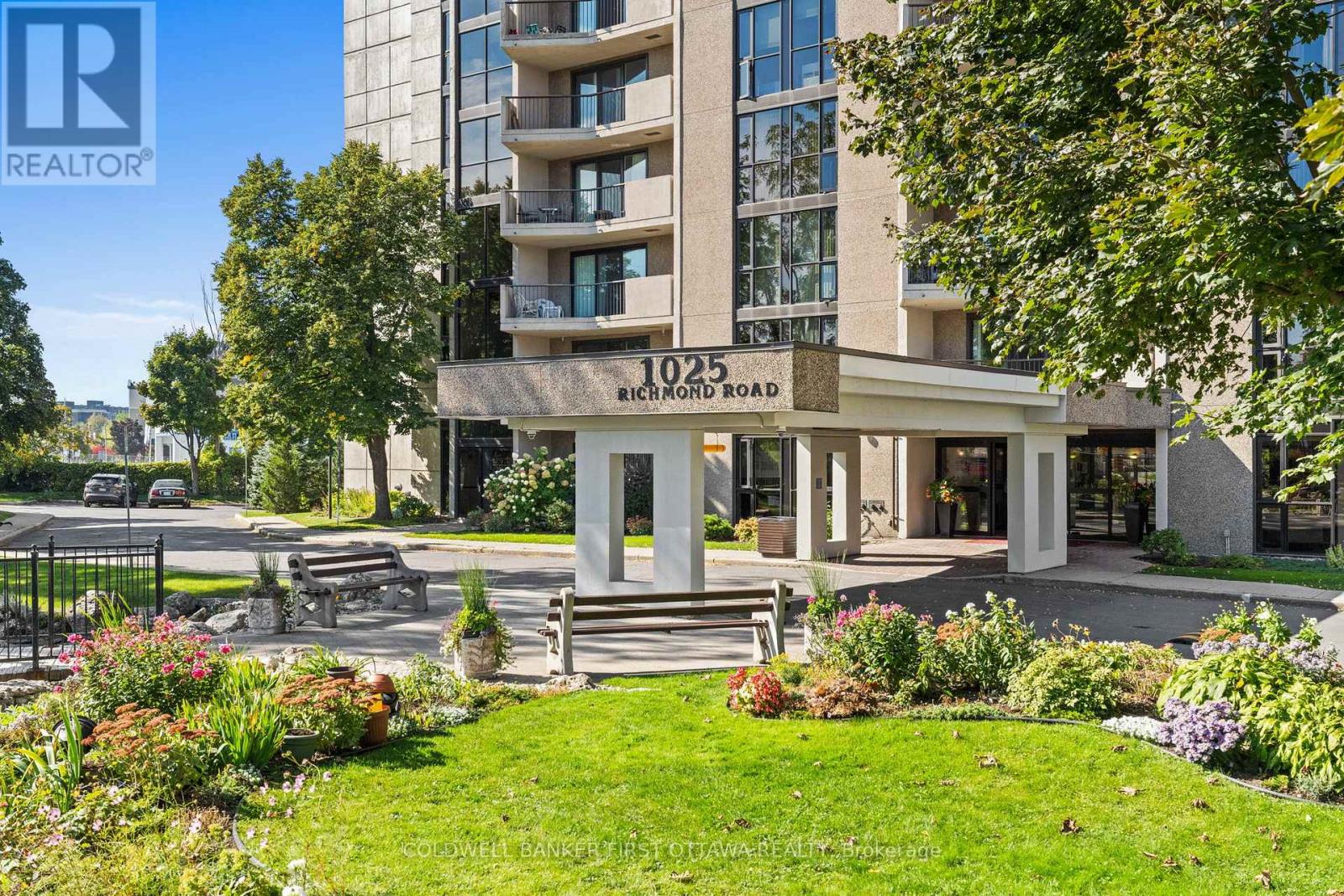 Property at 607 - 1025 RICHMOND ROAD image 1