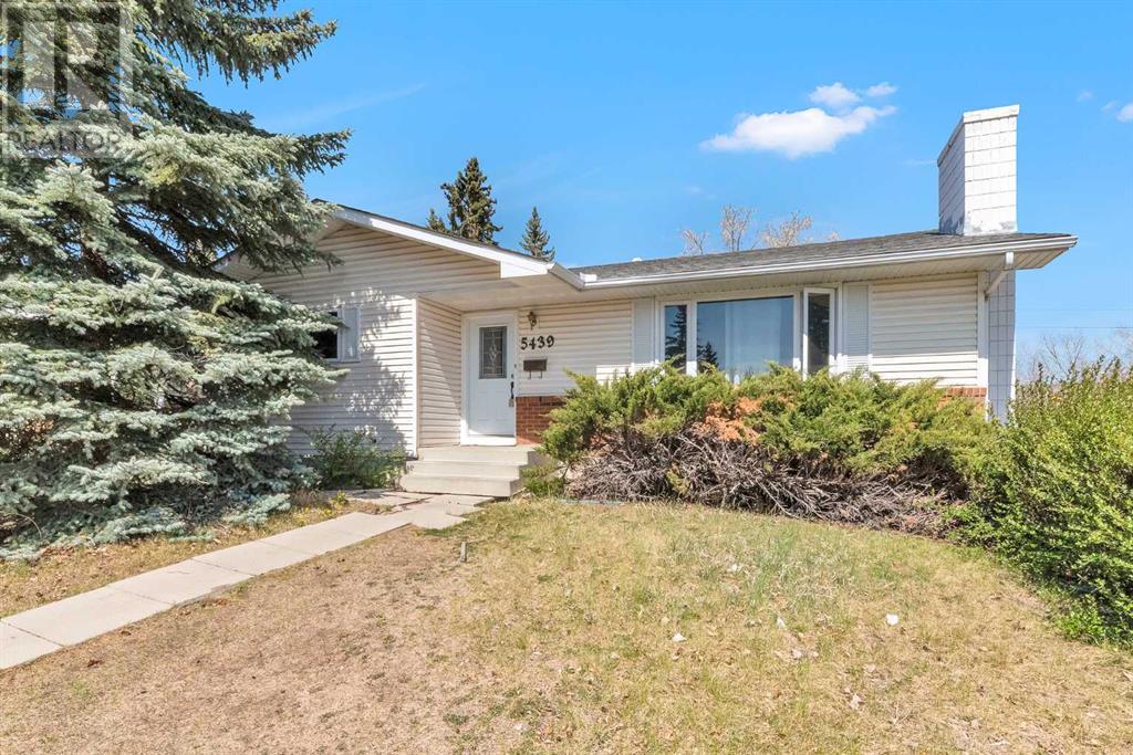 Property at 5439 Dalrymple Crescent NW image 1