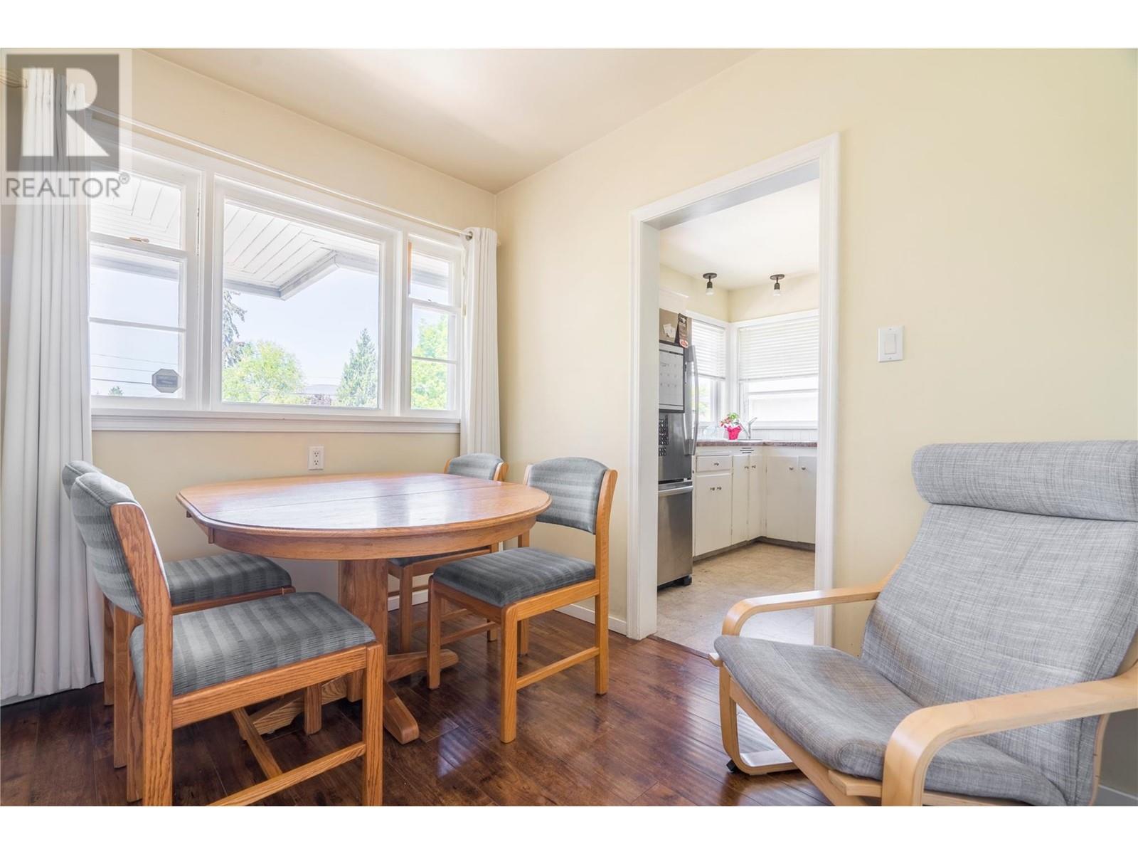 3095 Gordon Drive, Kelowna, British Columbia  V1W 3R1 - Photo 7 - 10347168