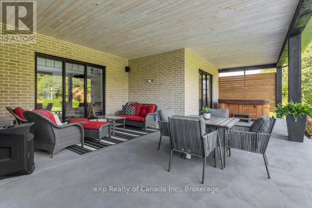 45 August Crescent, Norwich, Ontario  N0J 1R0 - Photo 9 - X12137571