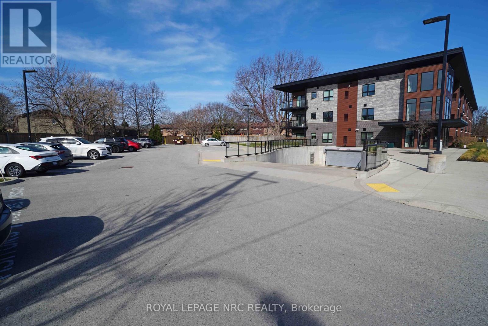 114 - 212 Lakeport Road, St. Catharines, Ontario  L2N 0B4 - Photo 42 - X12137544