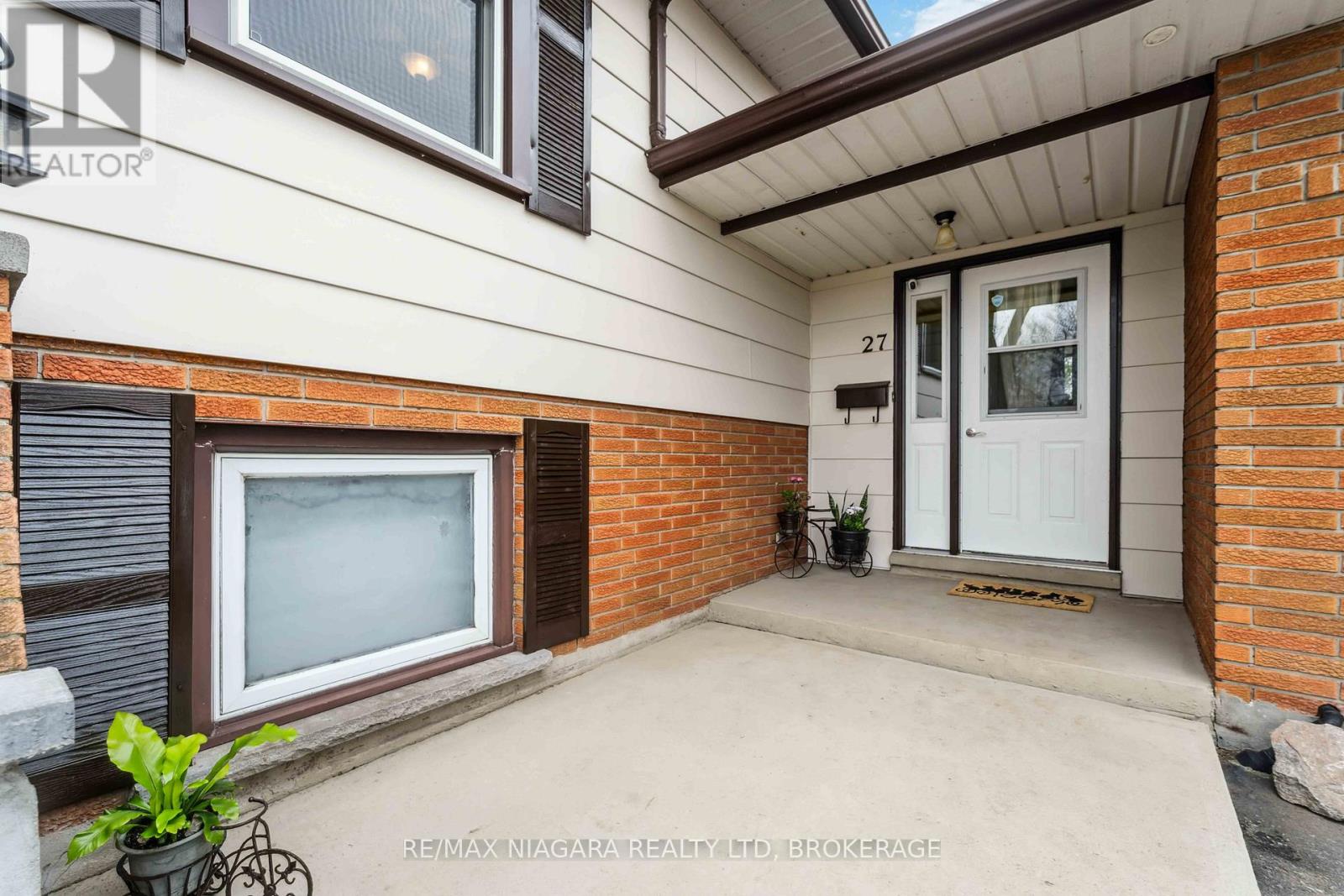 Property at 27 MADISON STREET image 3