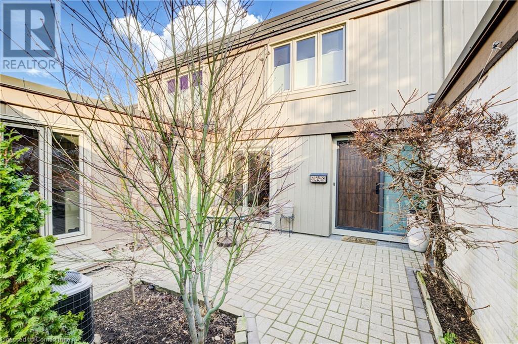 Property at 267 OLD POST Road image 3