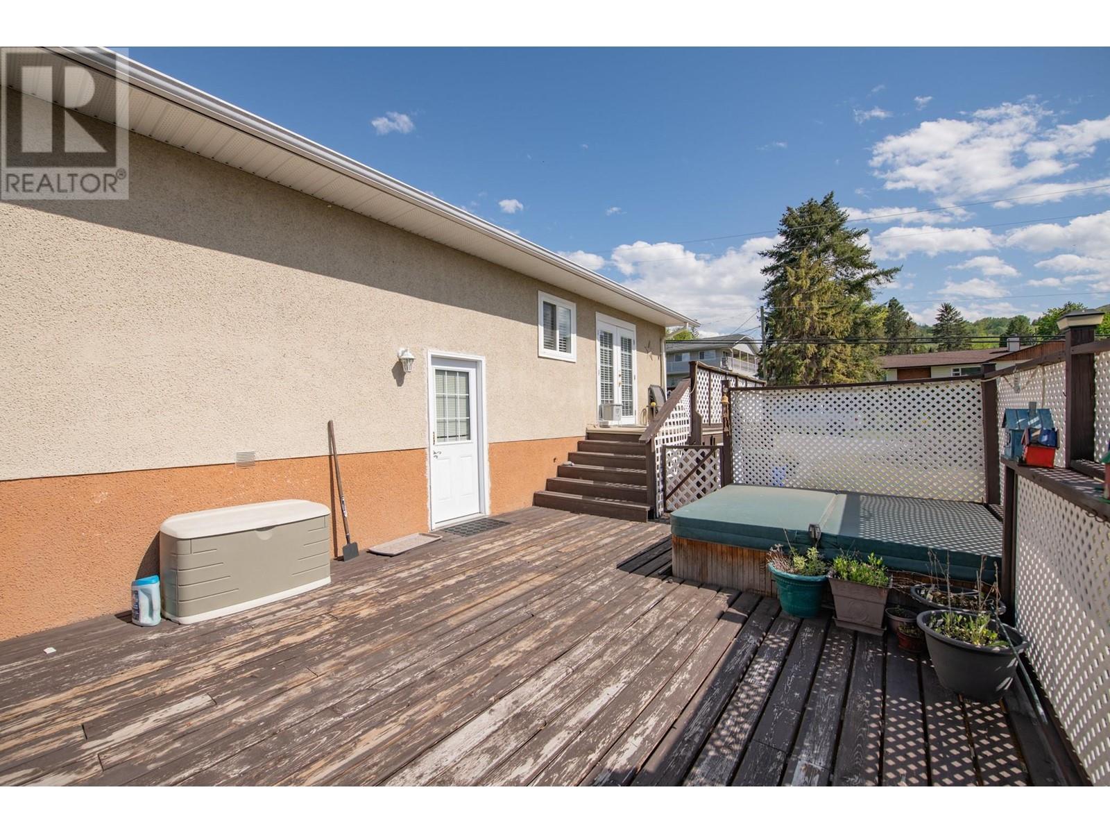 Property at 6627 Longacre Drive image 4