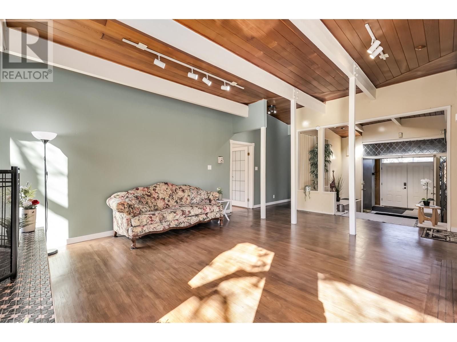 10151 Seacote Road, Richmond, British Columbia  V7A 4B1 - Photo 8 - R3000115