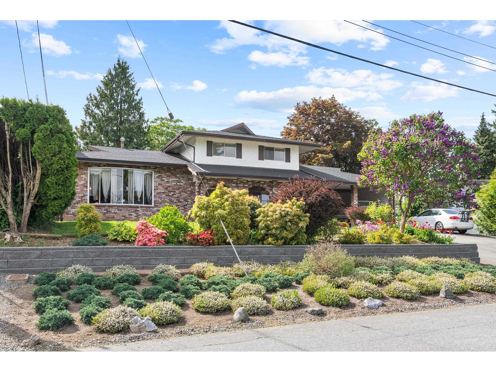 31571 Clearview Crescent, Abbotsford, British Columbia  V2T 1Z2 - Photo 1 - R3000497
