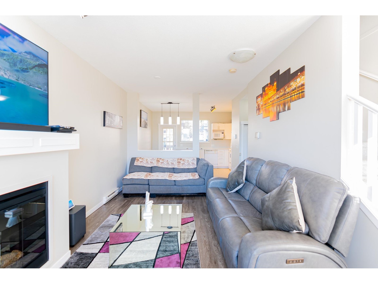 Property at 4 5839 PANORAMA DRIVE image 3