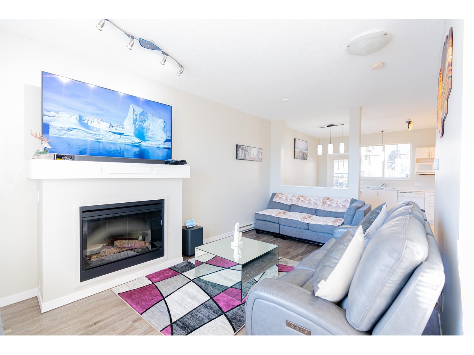 Property at 4 5839 PANORAMA DRIVE image 5