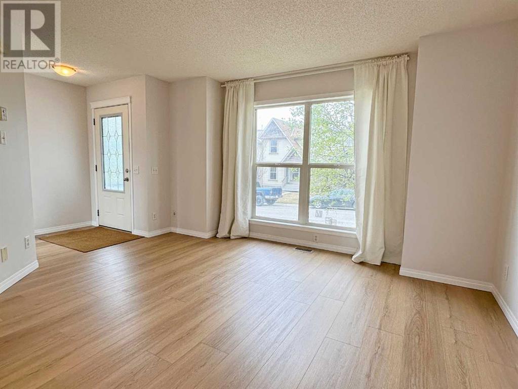 Property at 140 Tuscany Valley Rise NW image 5