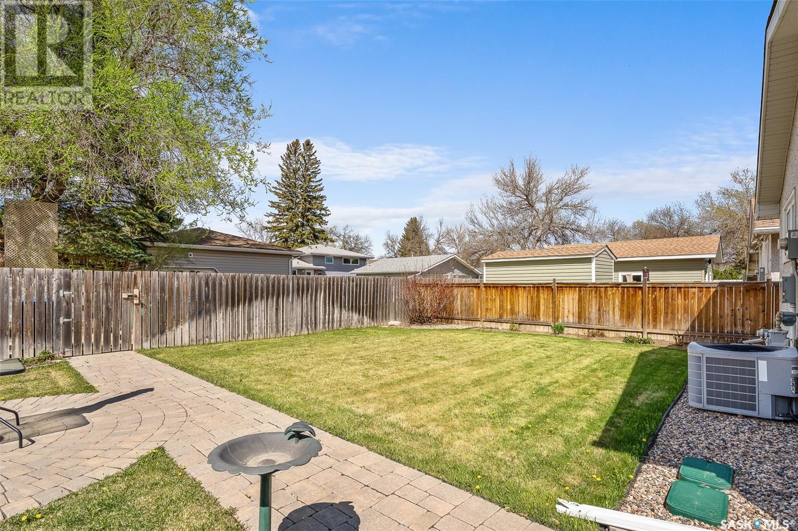 1304 Queen Crescent, Moose Jaw, Saskatchewan  S6H 3G4 - Photo 38 - SK005272