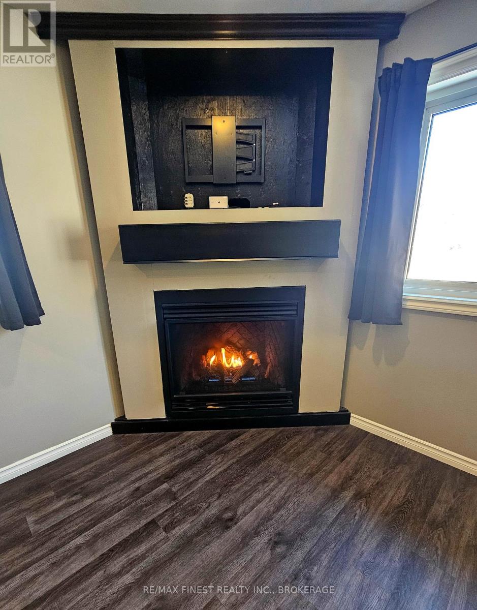 1857 Crow Lake Road, Frontenac, Ontario  K0H 2B0 - Photo 8 - X12032515