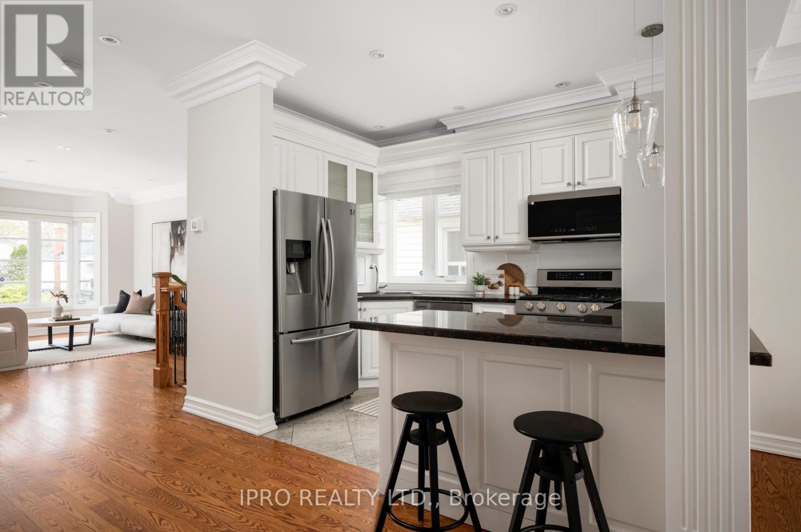 115 Cadorna Avenue, Toronto, Ontario  M4J 3X3 - Photo 17 - E12137422