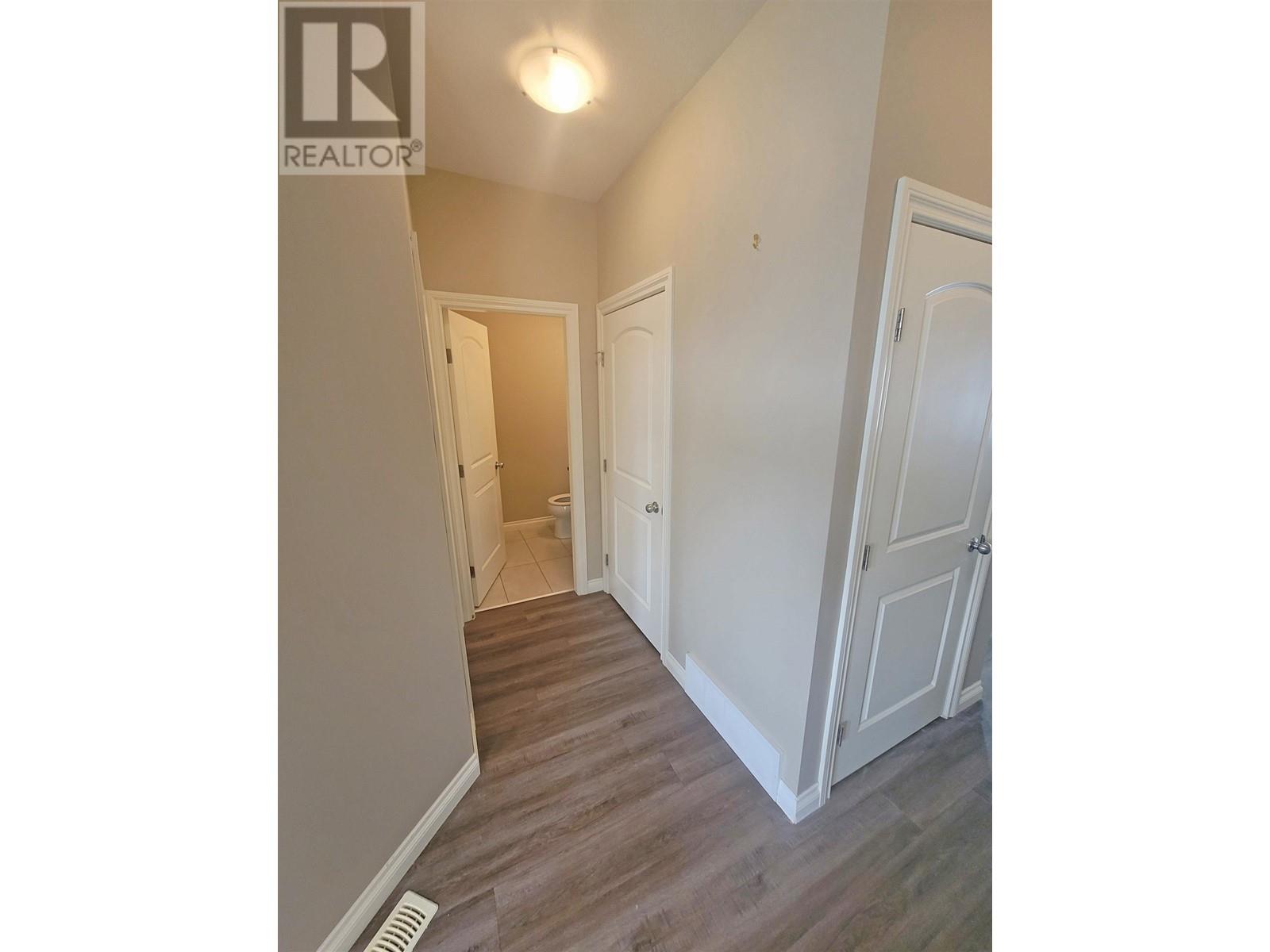 8711 82 Street, Fort St. John, British Columbia  V1J 0P5 - Photo 4 - R3000736