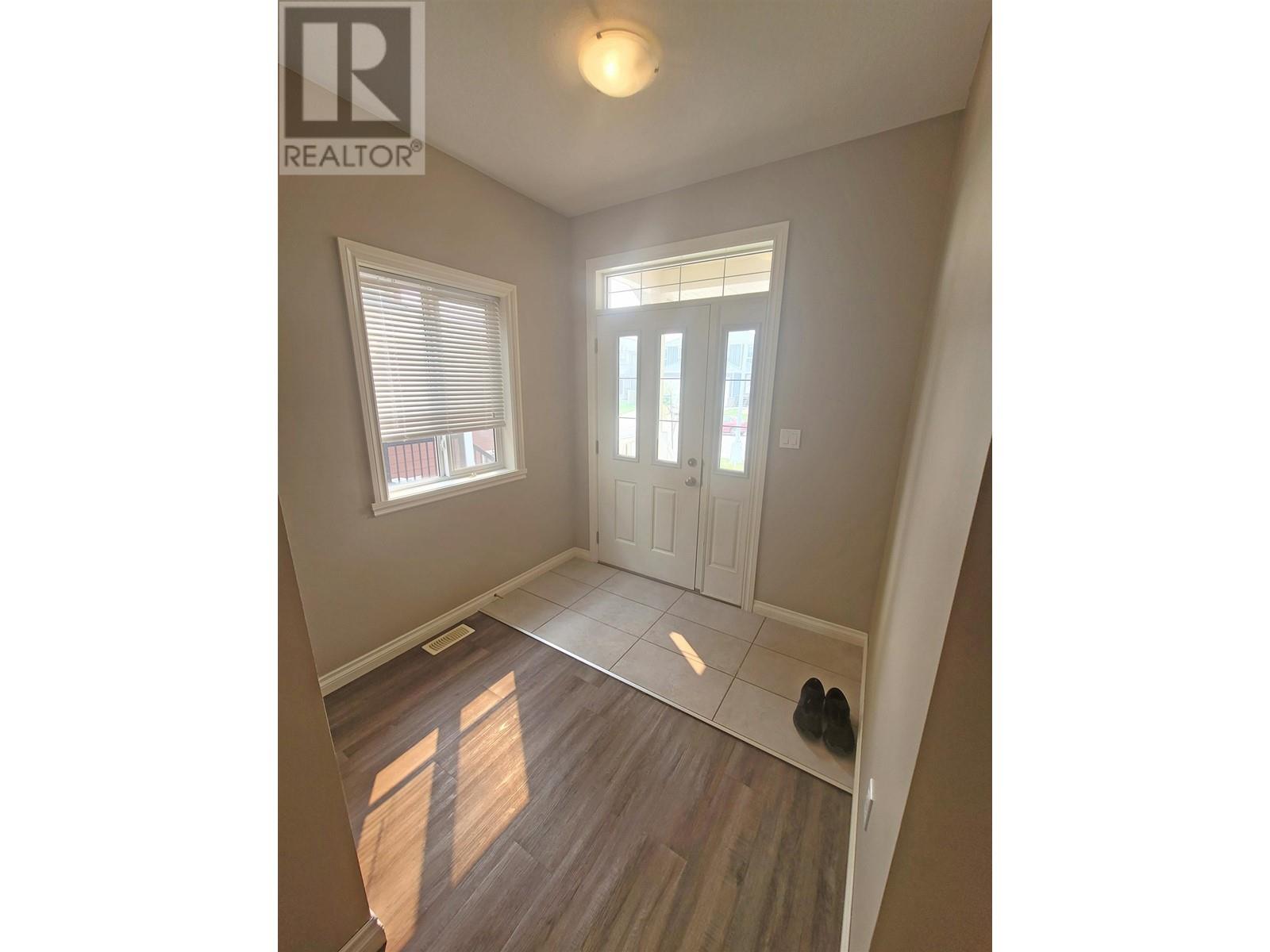 8711 82 Street, Fort St. John, British Columbia  V1J 0P5 - Photo 2 - R3000736