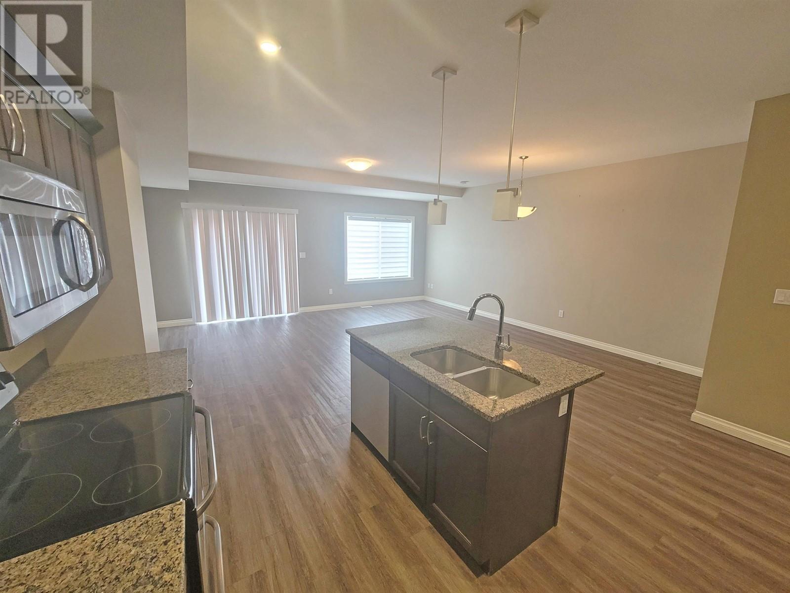 8711 82 Street, Fort St. John, British Columbia  V1J 0P5 - Photo 9 - R3000736